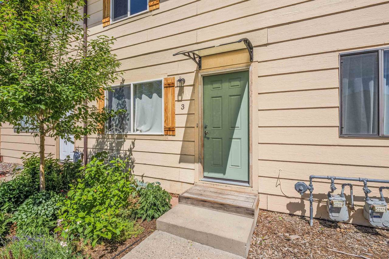 486 Tracy Drive - Photo 1