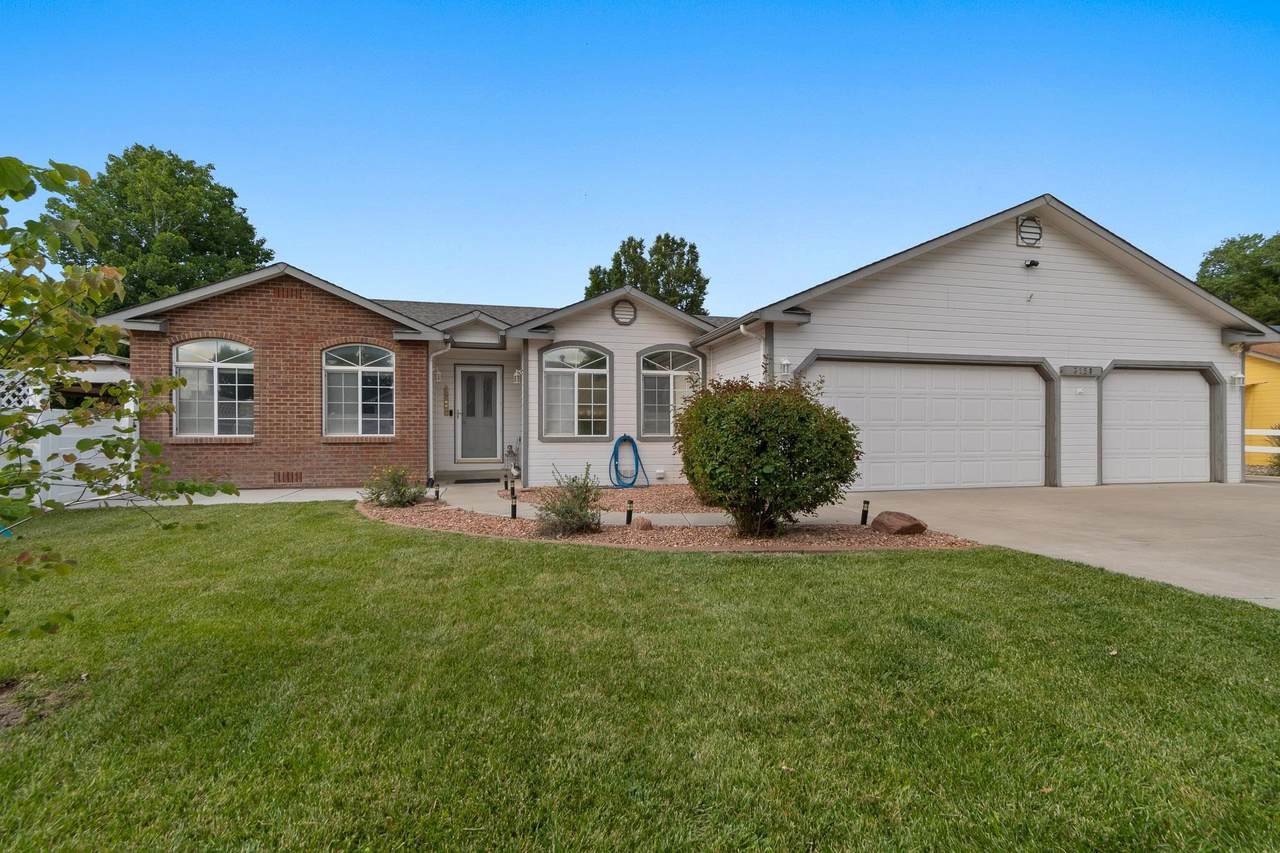 3158 Forrest Way - Photo 1