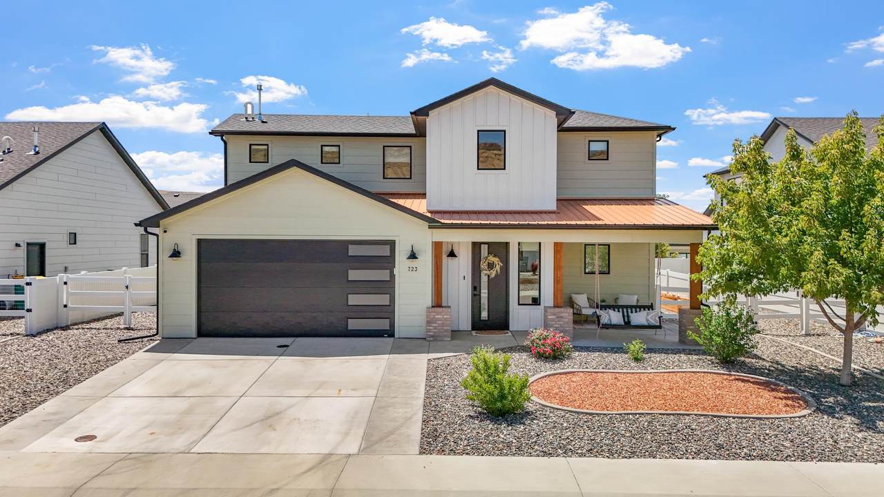 723 Summerset Street - Photo 1