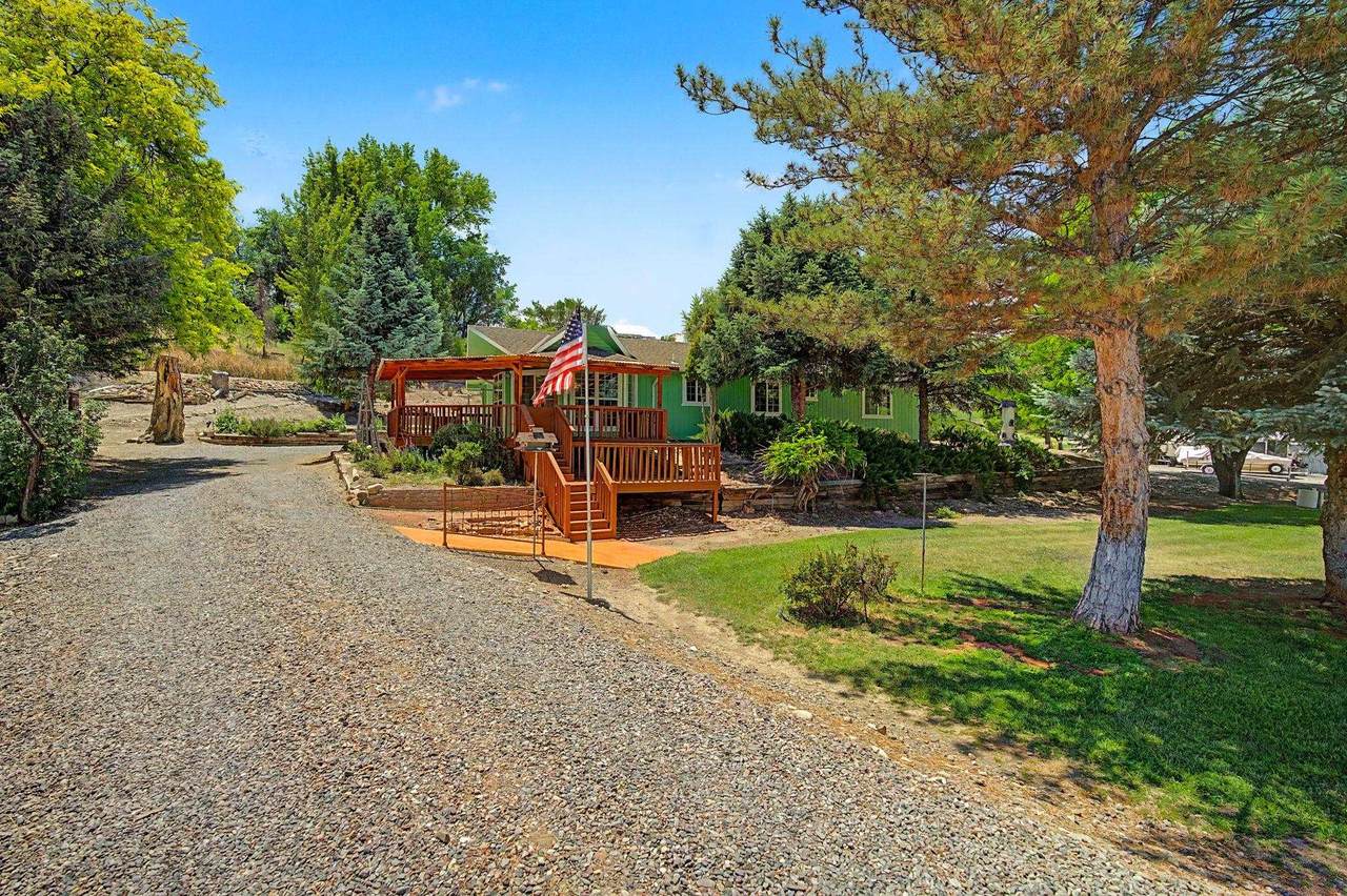 1240 Crawford Avenue - Photo 1