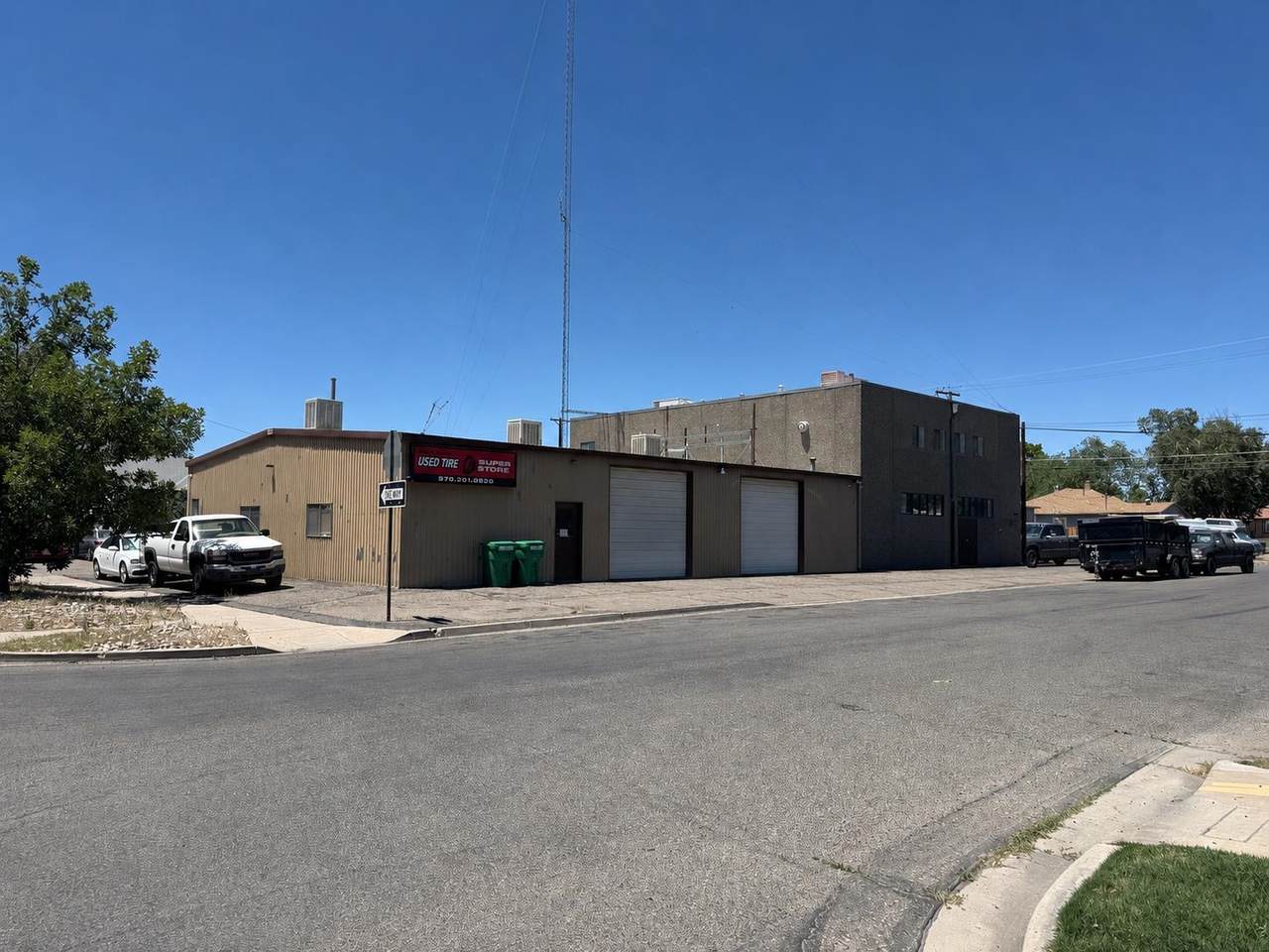 241 14th Street - Photo 1