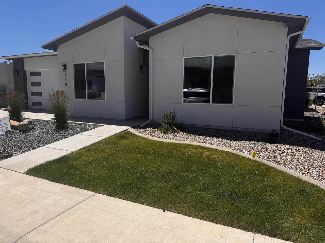 215 Shadow Mesa Street - Photo 1