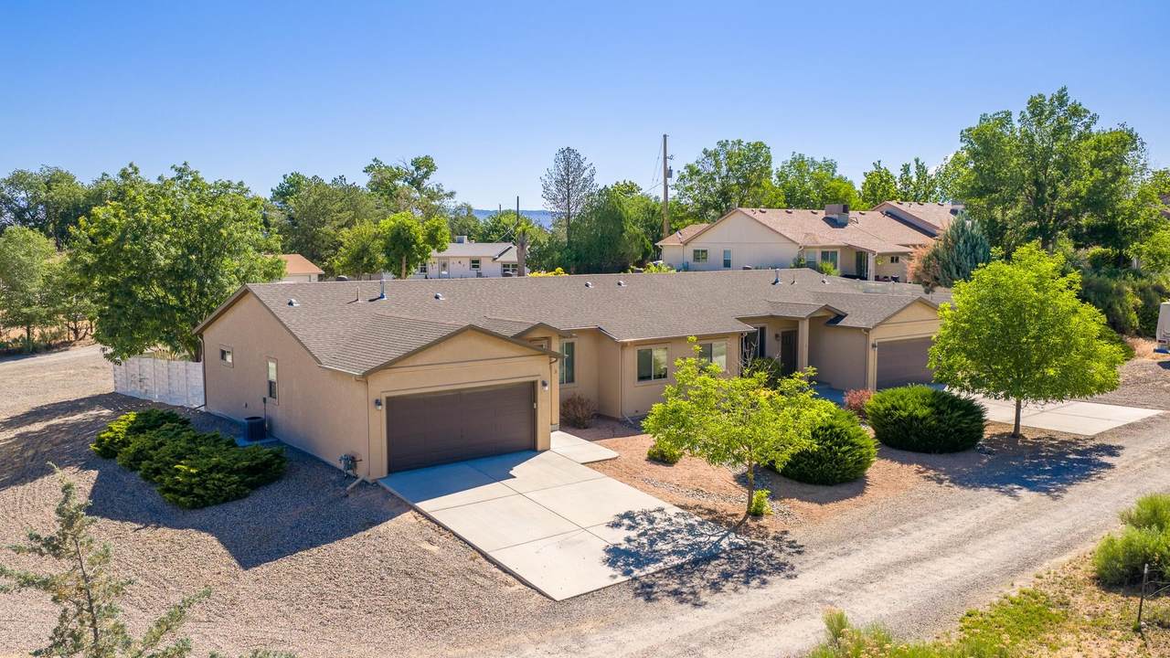 2348 Carolina Drive - Photo 1