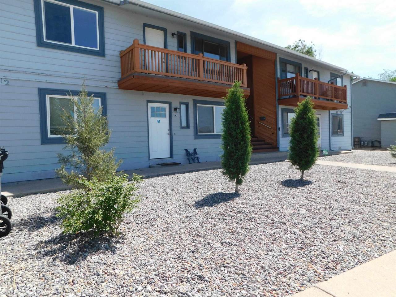 566 1/2 Garfield Drive - Photo 1