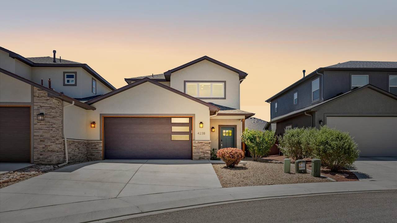 423 Brealyn Court - Photo 1