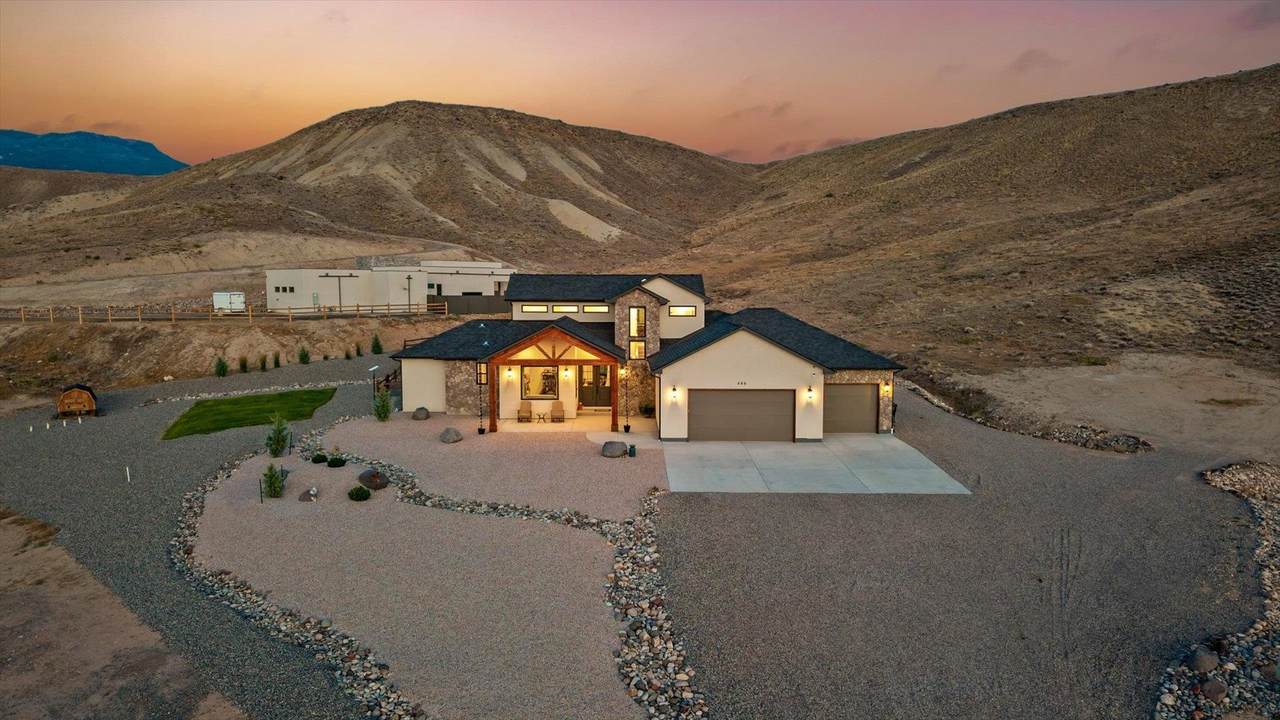 480 Desert Bluff Court - Photo 1