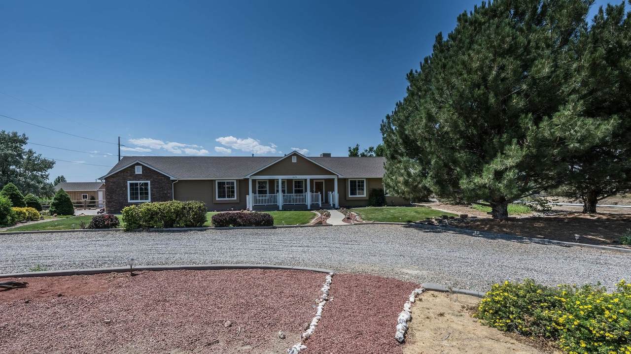 1675 P Road - Photo 1