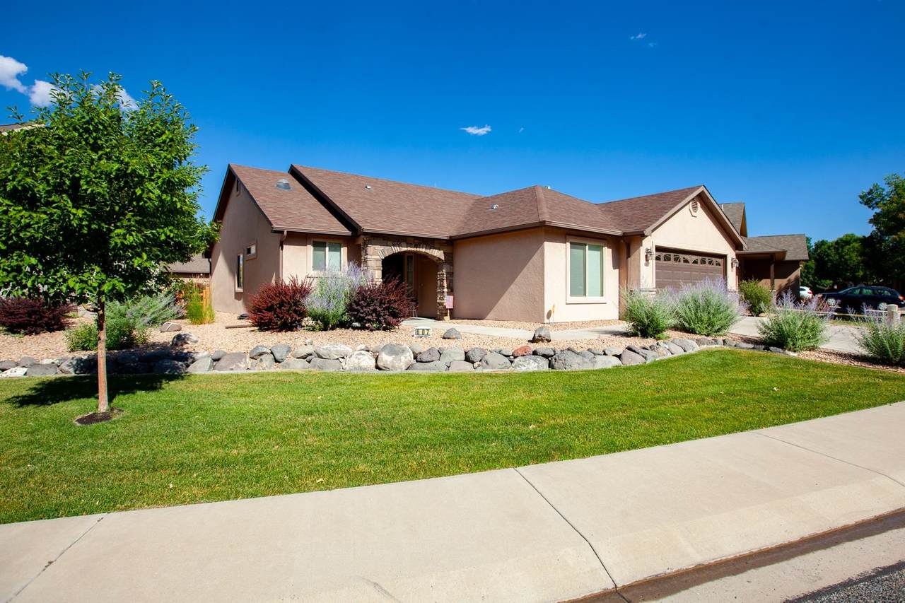 607 Saffron Way - Photo 1
