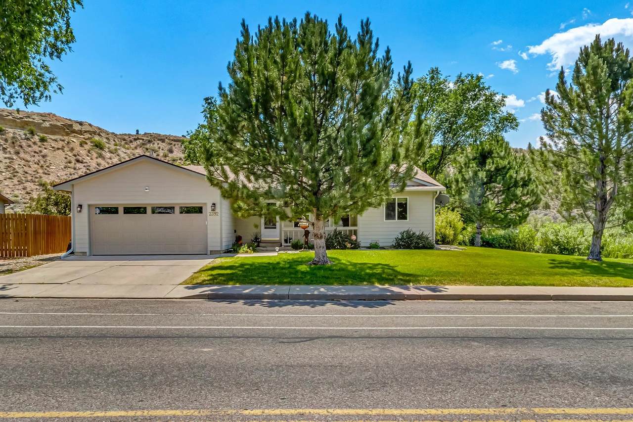 2392 Acacia Avenue - Photo 1