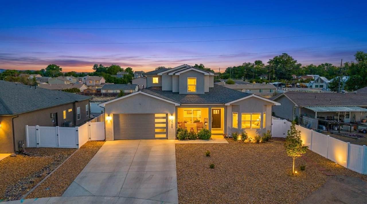 3300 Swan View Court - Photo 1
