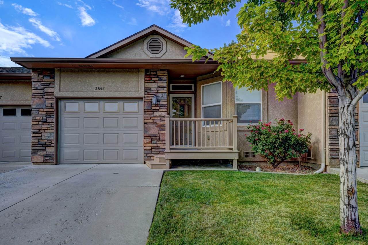 2845 Brittany Drive - Photo 1