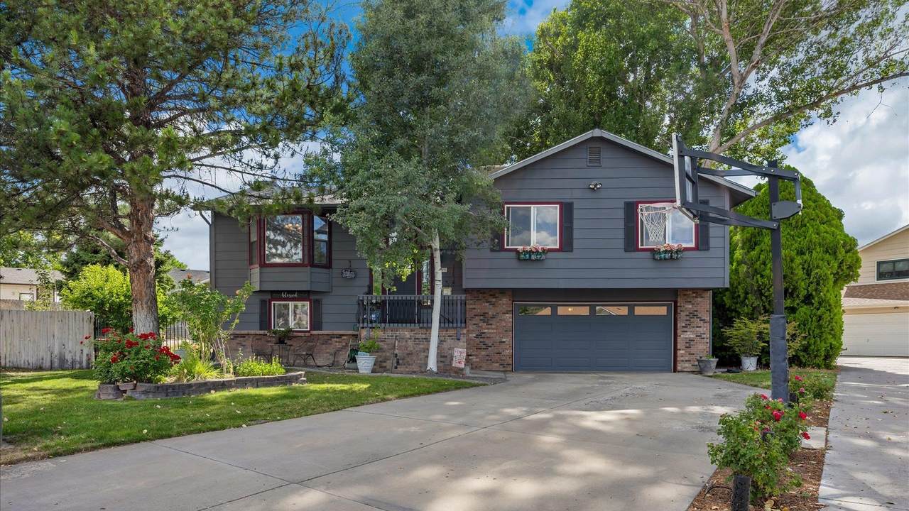 2279 Greenbriar Court - Photo 1