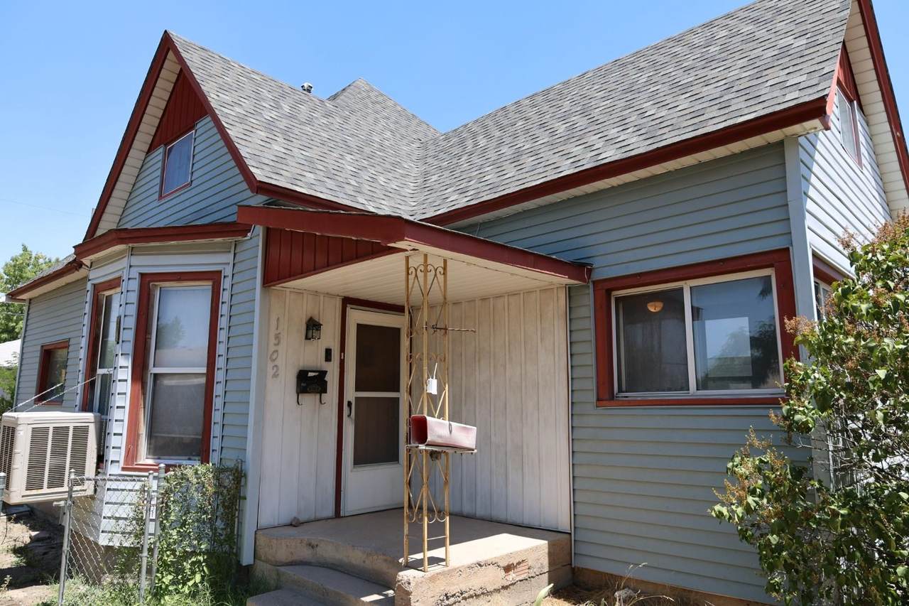 1502 Orchard Avenue - Photo 1