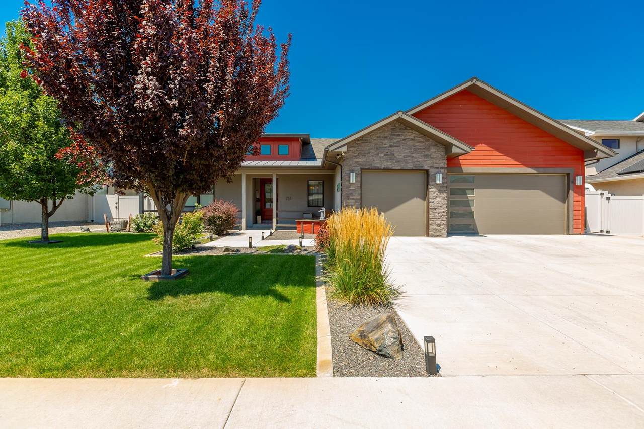 253 Durant Street - Photo 1