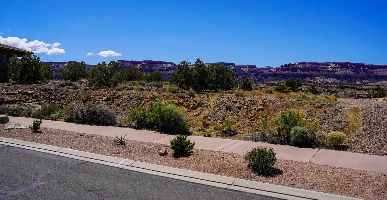 353 High Desert Road - Photo 1