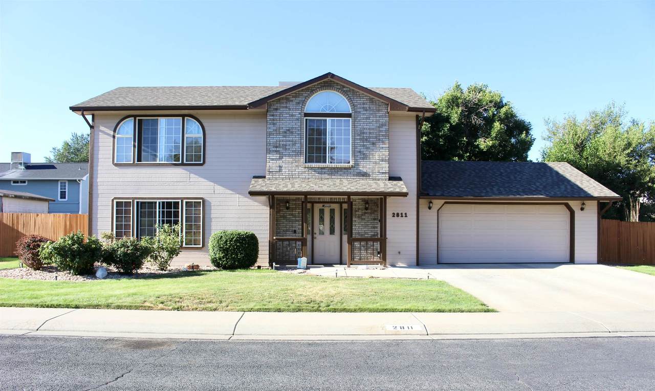2811 Cottage Lane - Photo 1