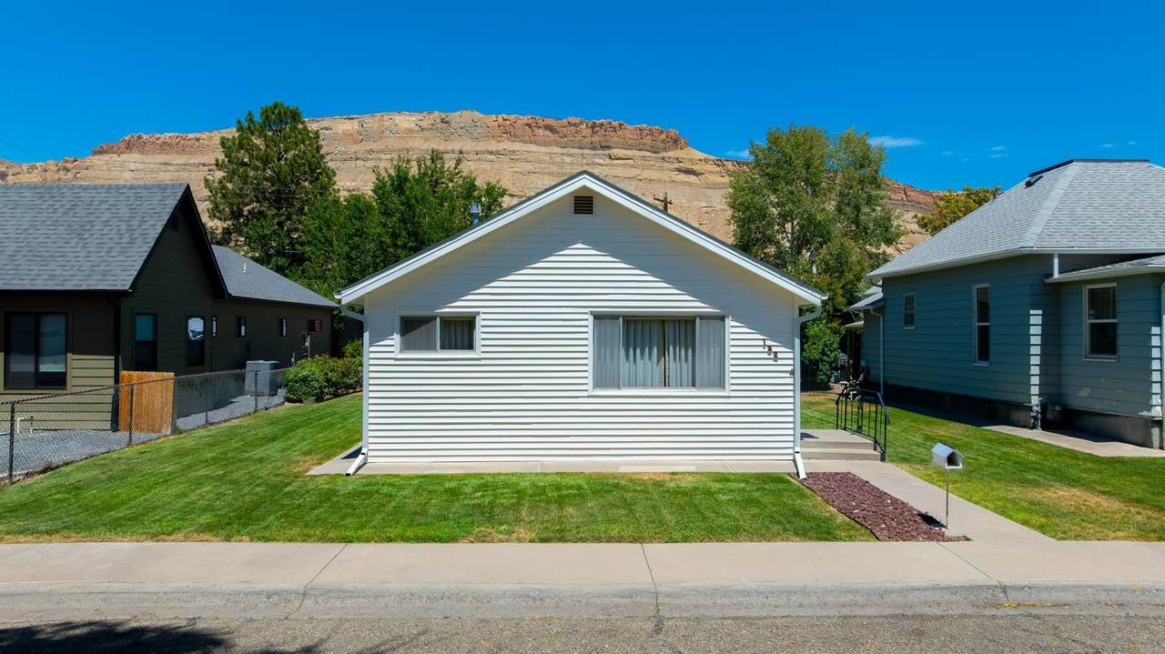 132 4th Street - Photo 1