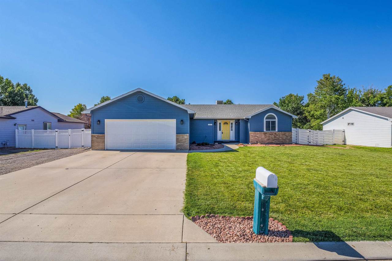 3053 Bookcliff Avenue - Photo 1