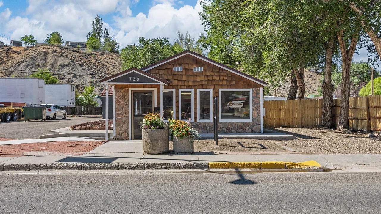 729 Main Street - Photo 1