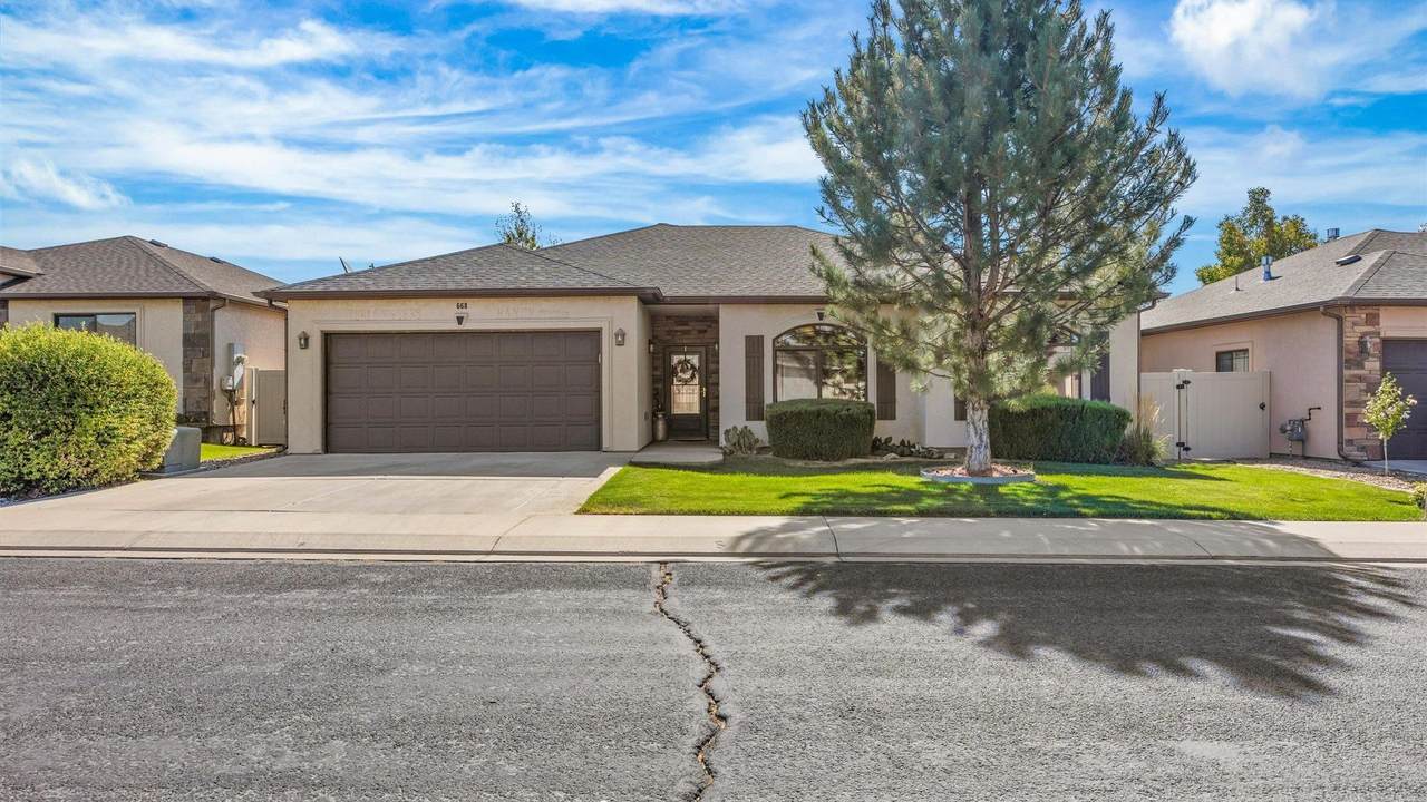 668 Muirfield Drive - Photo 1
