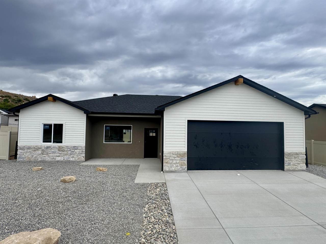 257 Sasha Street - Photo 1