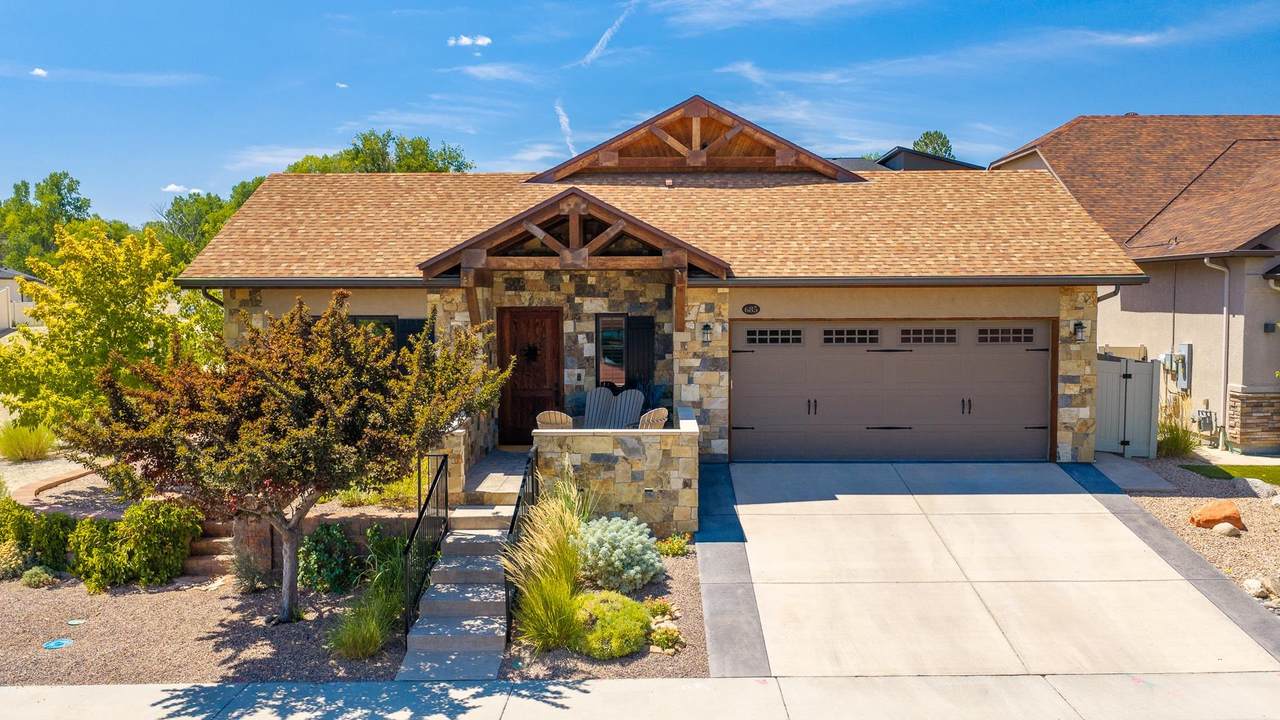 685 Tilman Drive - Photo 1