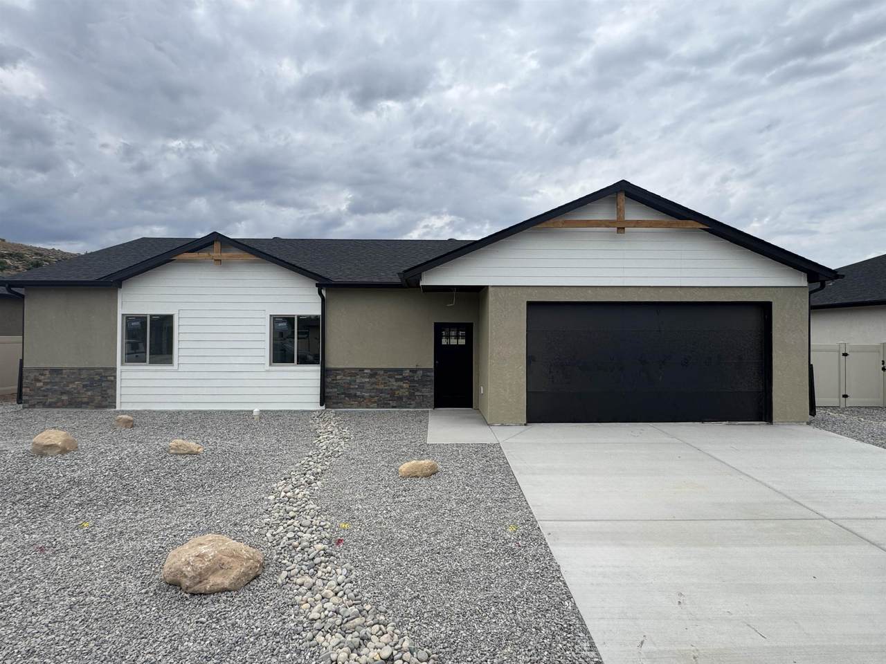 259 Sasha Street - Photo 1