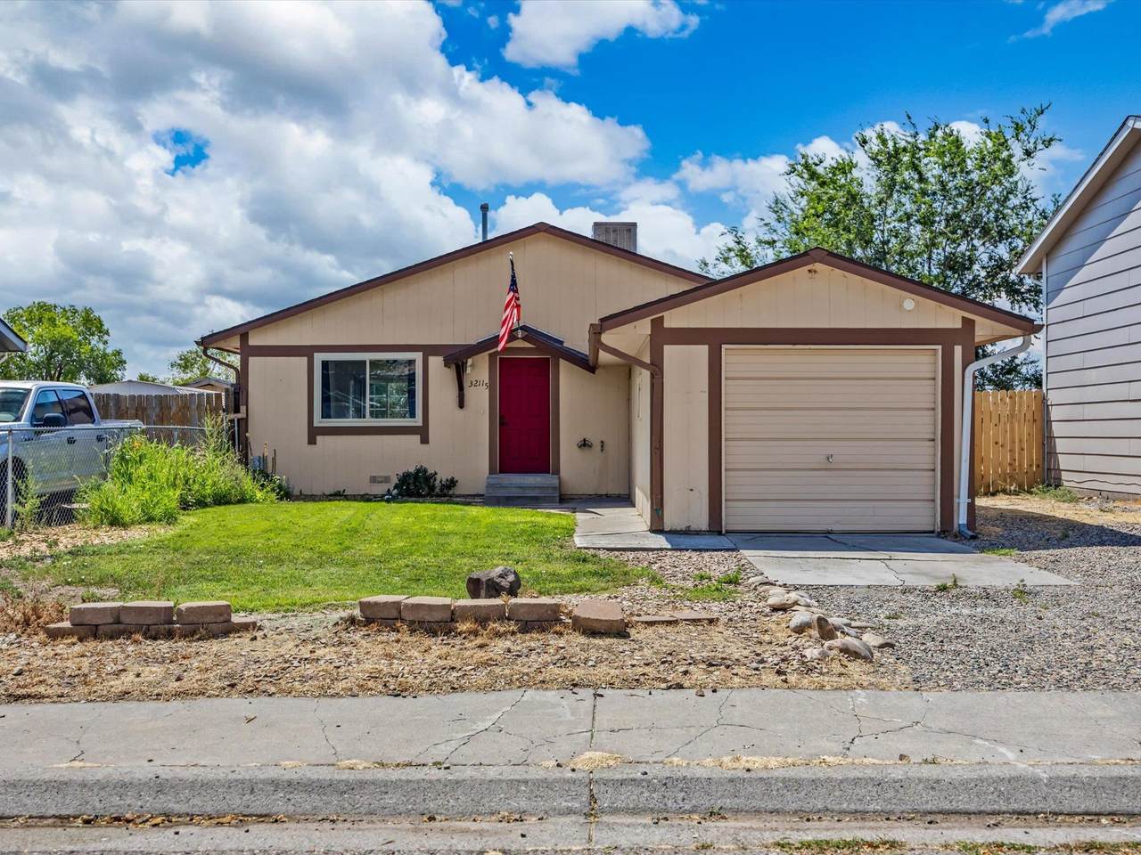 3211 1/2 Bunting Avenue - Photo 1