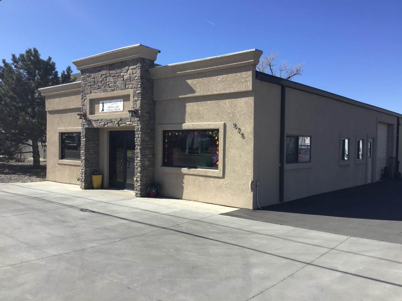 575 25 Road - Photo 1