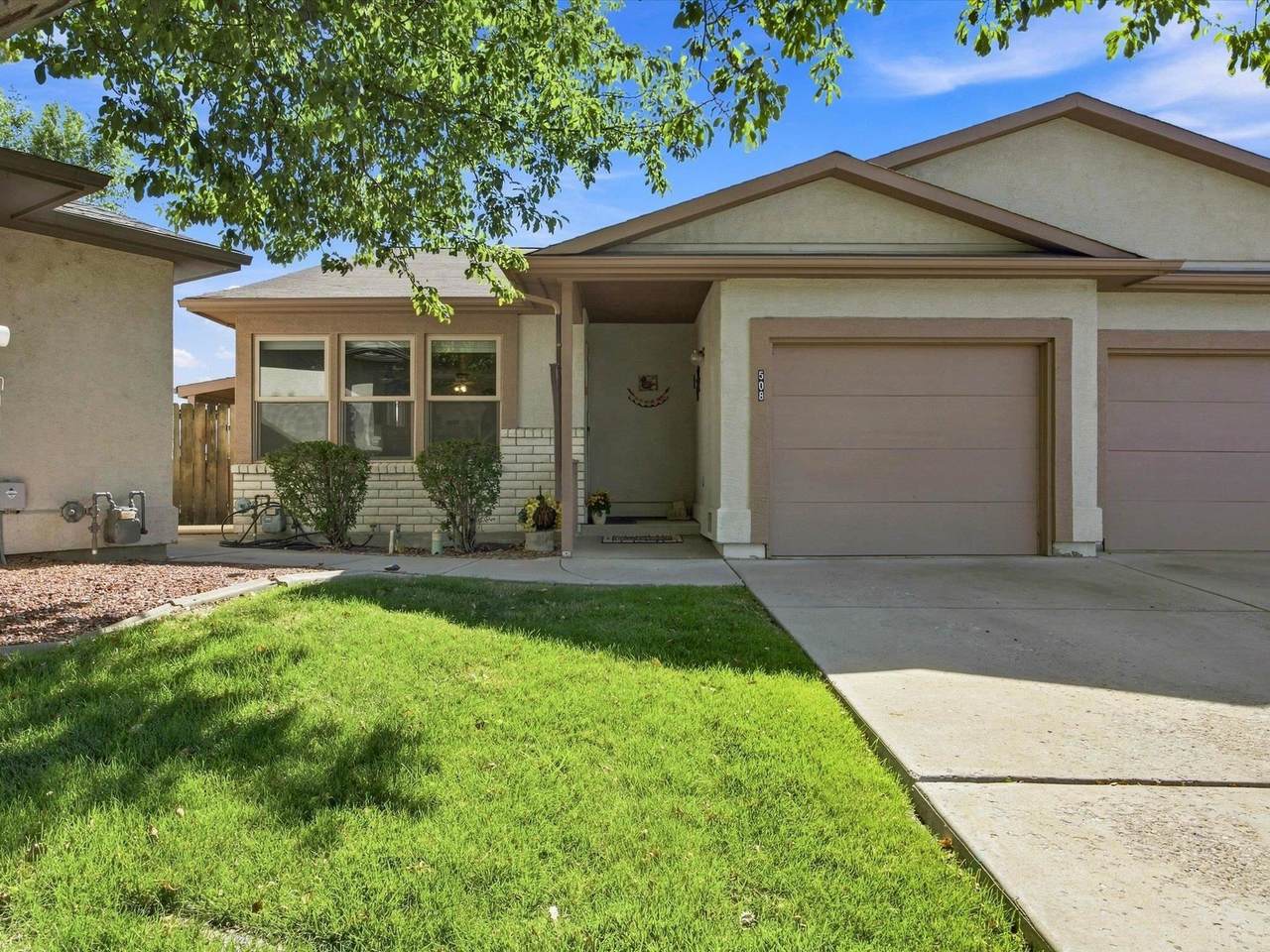 508 Eastgate Court - Photo 1