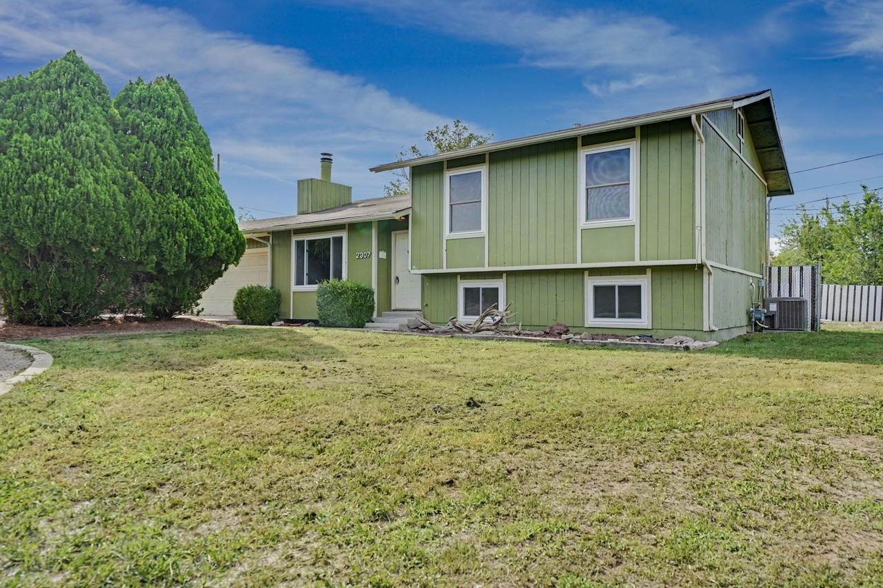 2307 Broadway - Photo 1