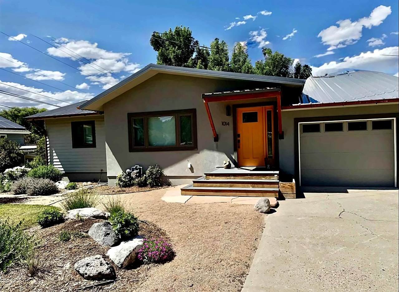 1014 3rd Street - Photo 1
