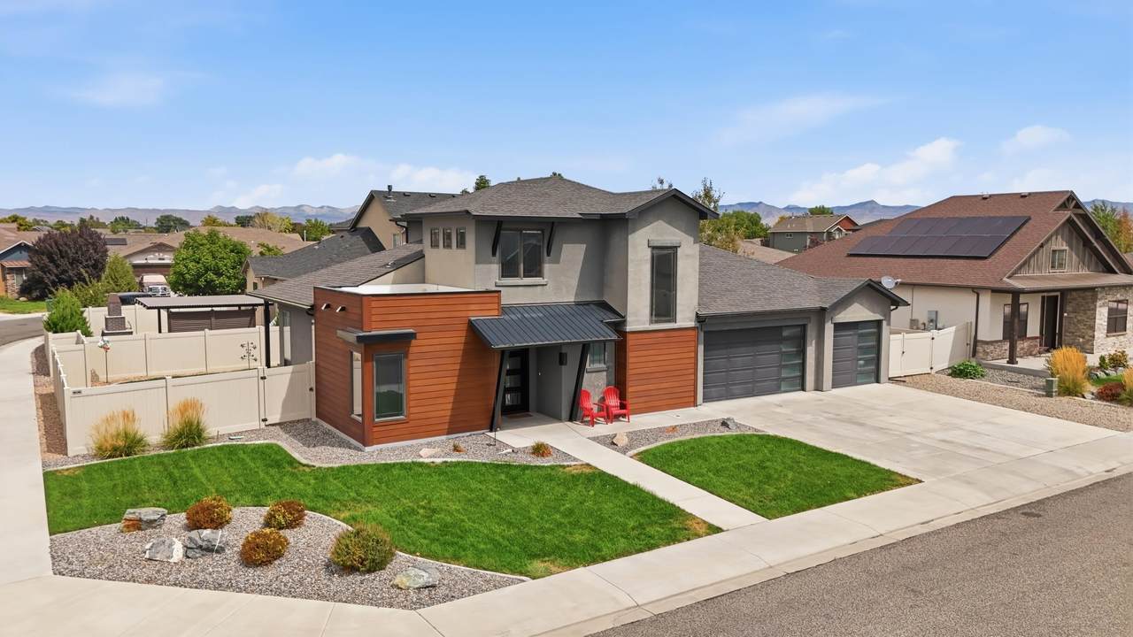 1123 Laura Avenue - Photo 1