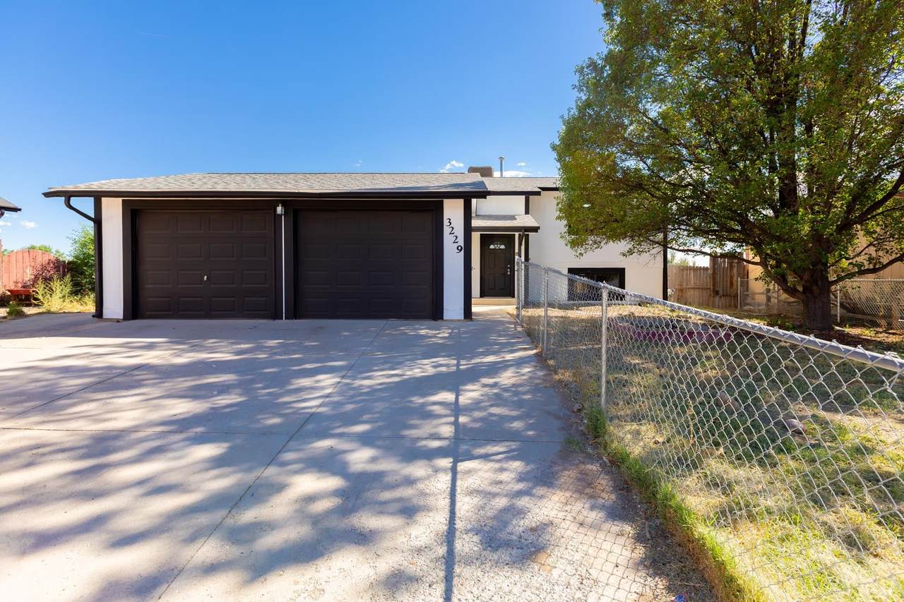 3229 Bunting Avenue - Photo 1