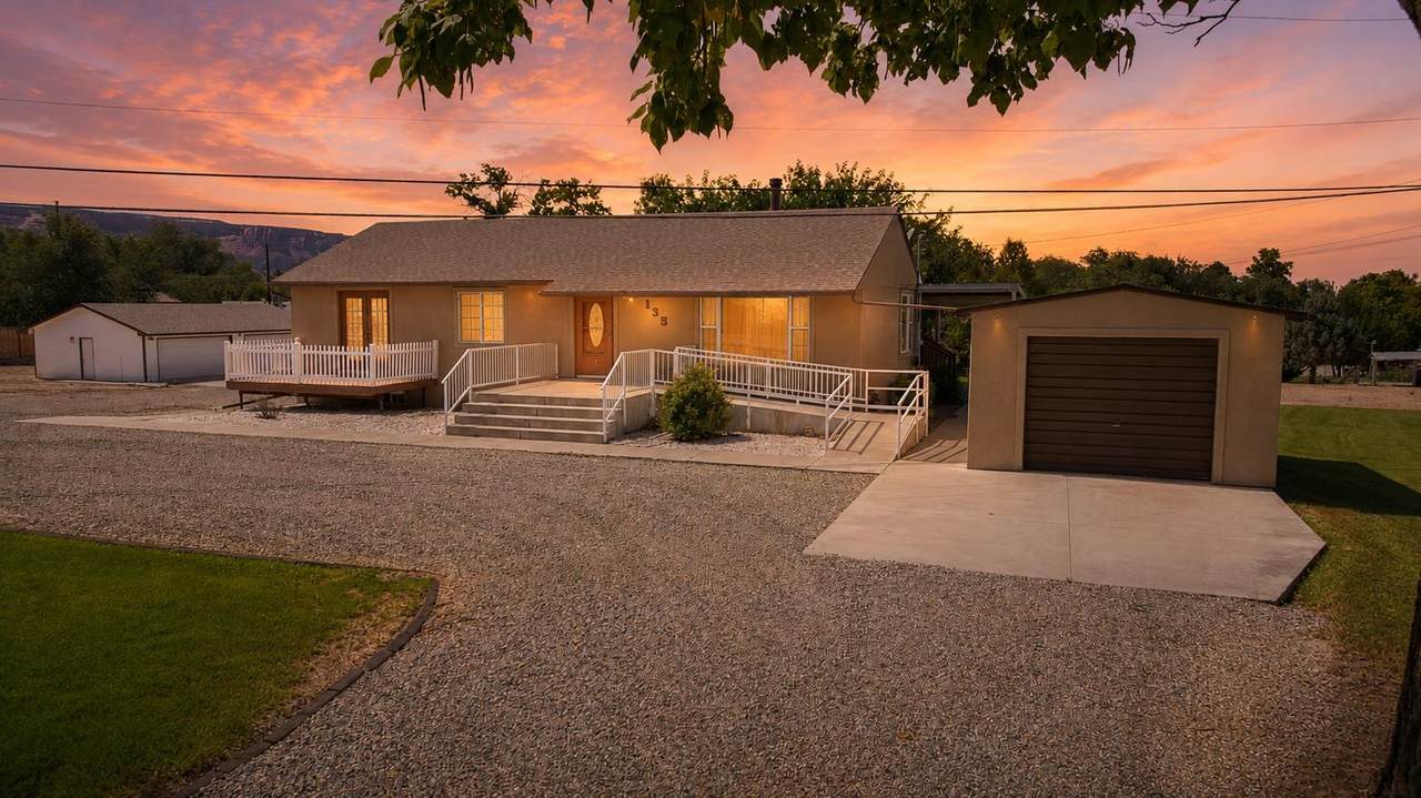 135 Vista Grande Drive - Photo 1