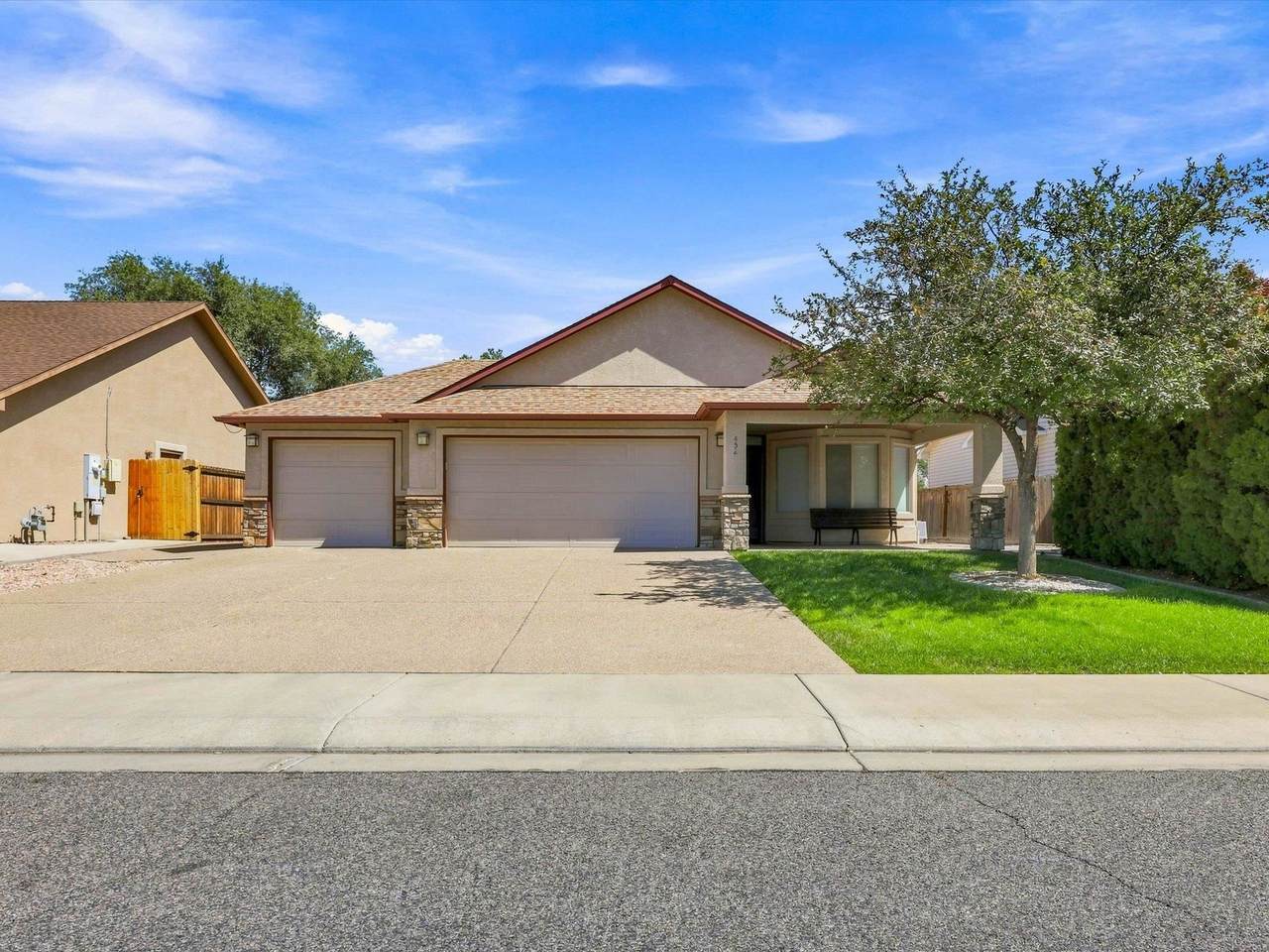 452 Bismarck Street - Photo 1