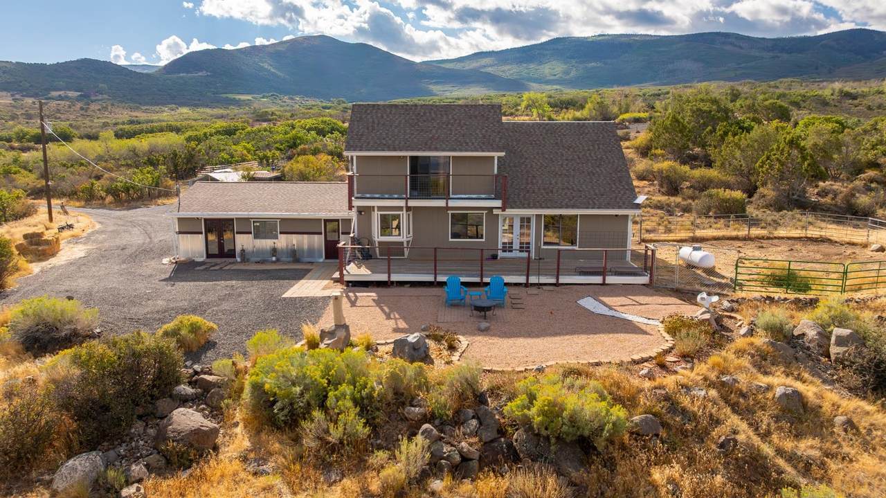9121 54 Road - Photo 1