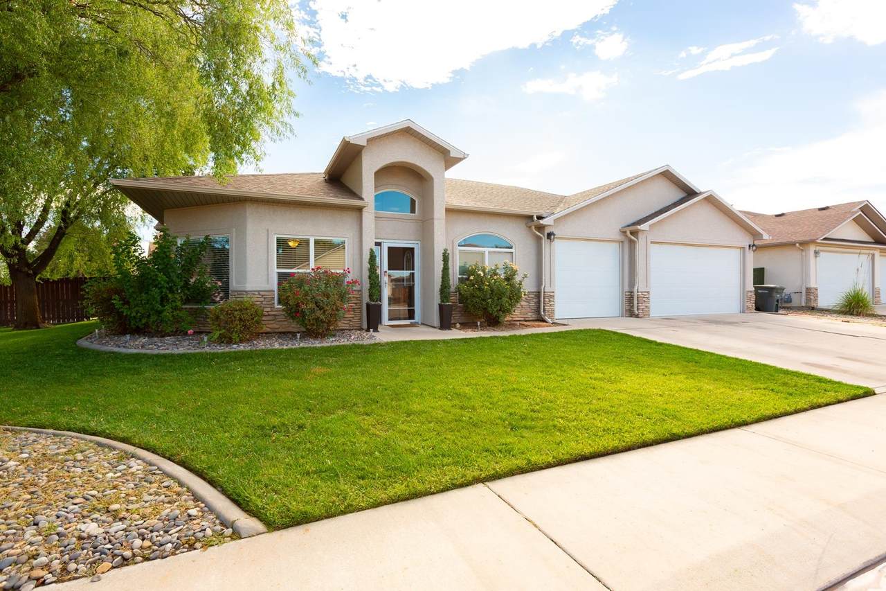 678 Arthur Court - Photo 1