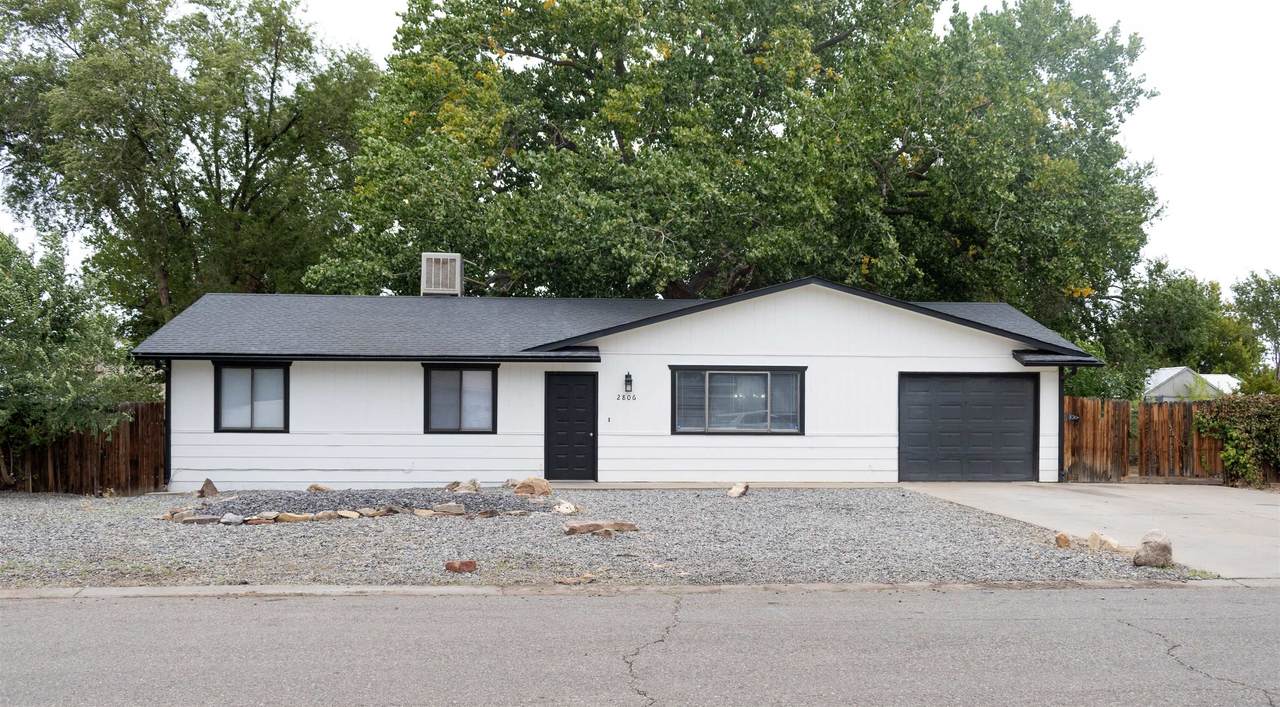 2806 Monroe Court - Photo 1