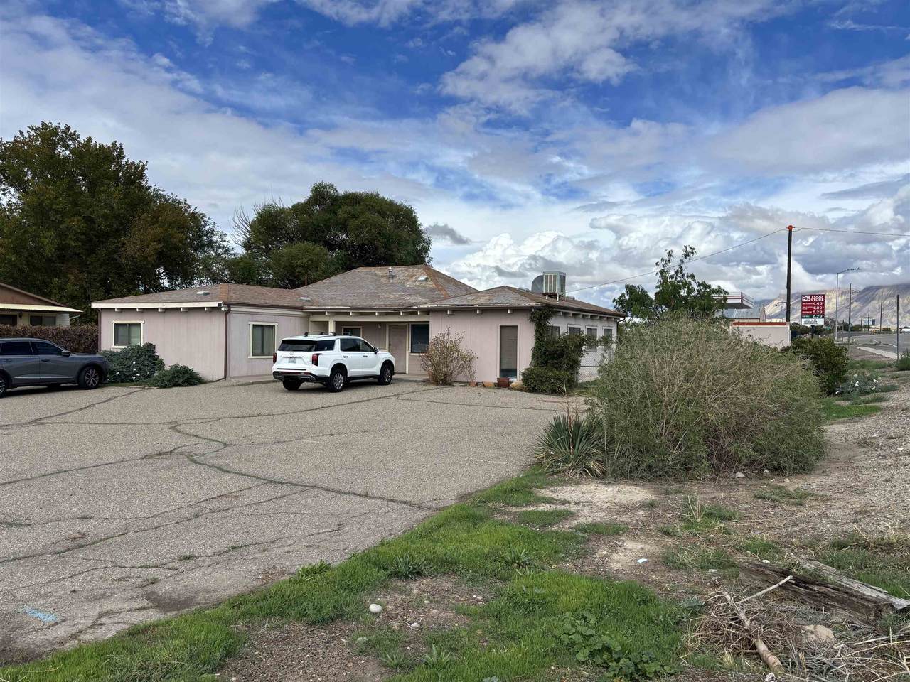 3198 Elm Avenue - Photo 1