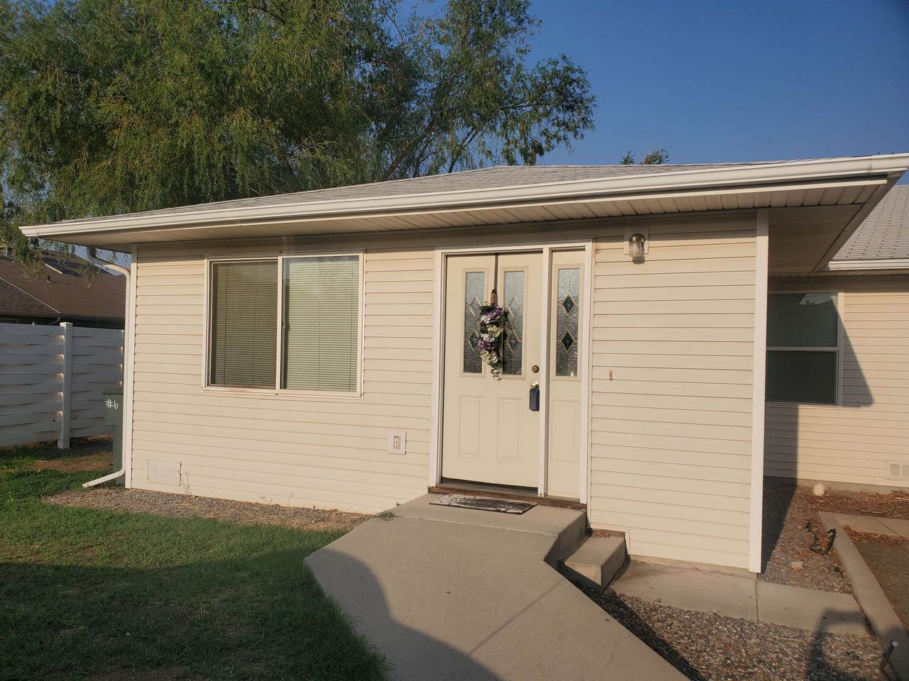 345 Kennedy Avenue - Photo 1