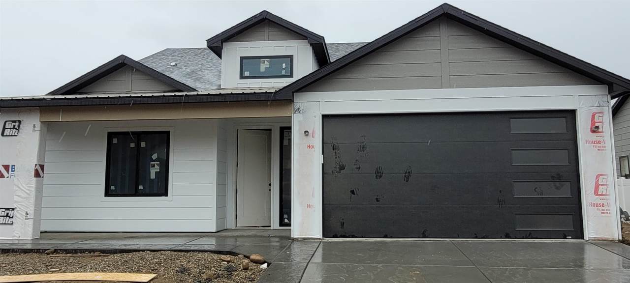 739 Nectarine Street - Photo 1