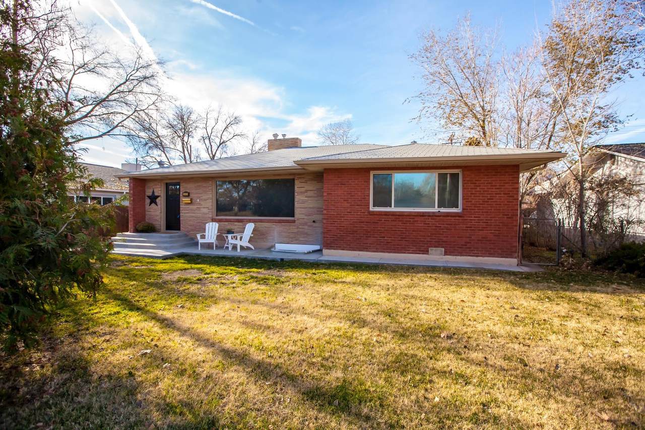 1915 7th Street - Photo 1