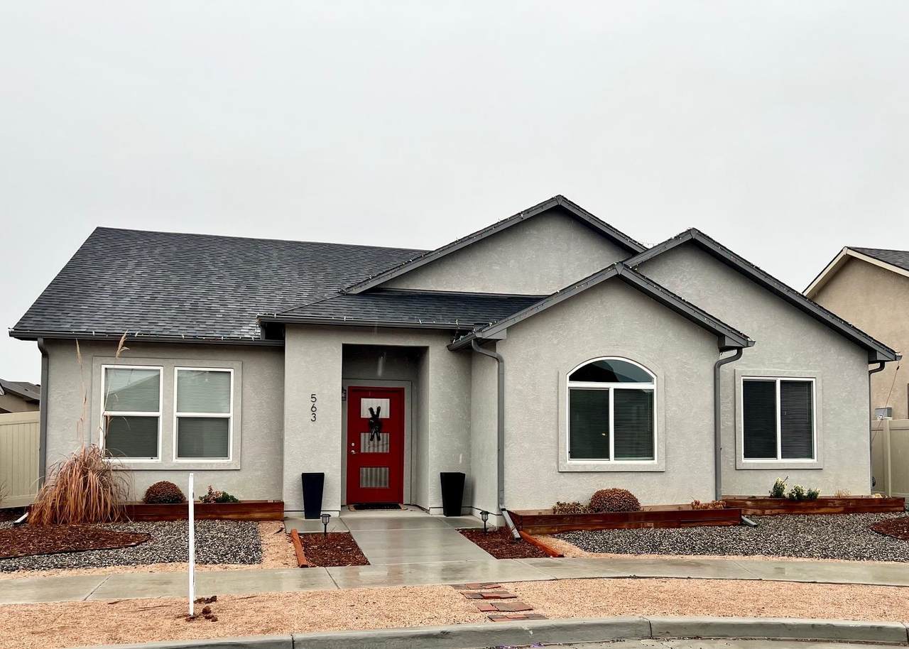 563 Red Cedar Way - Photo 1