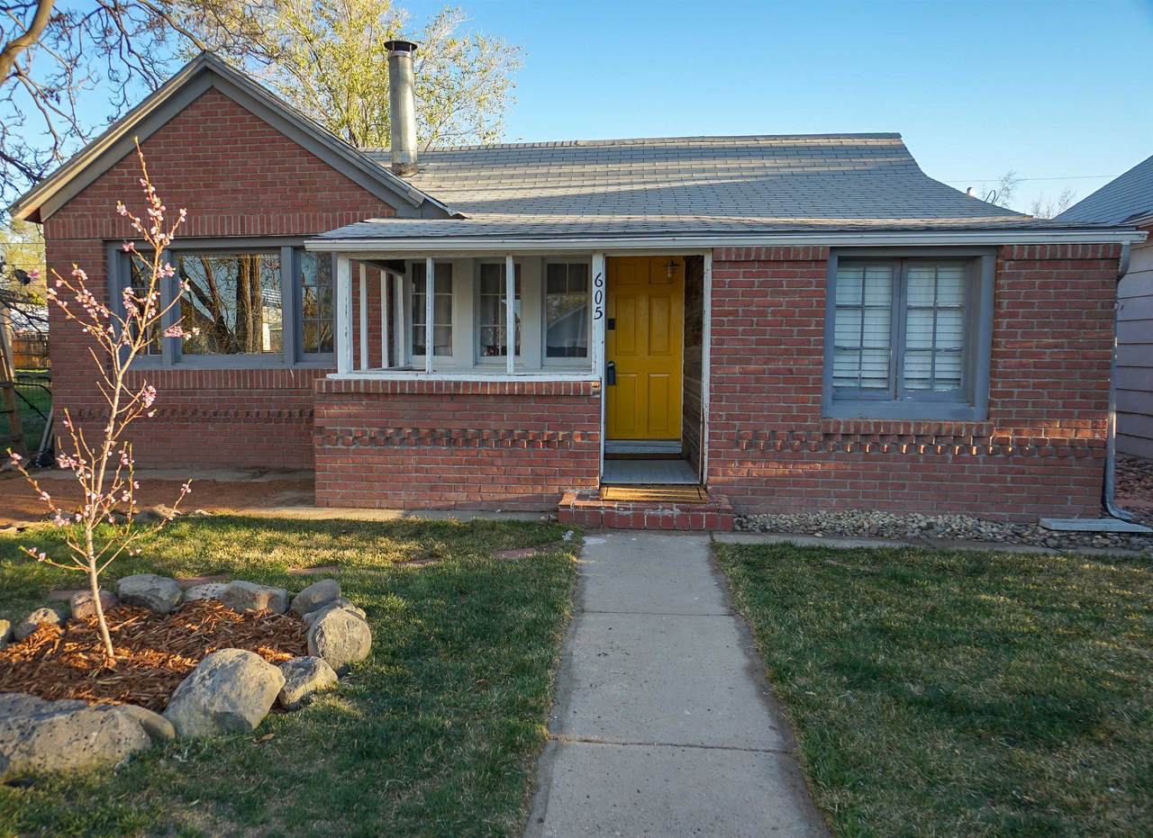 605 Colorado Avenue - Photo 1