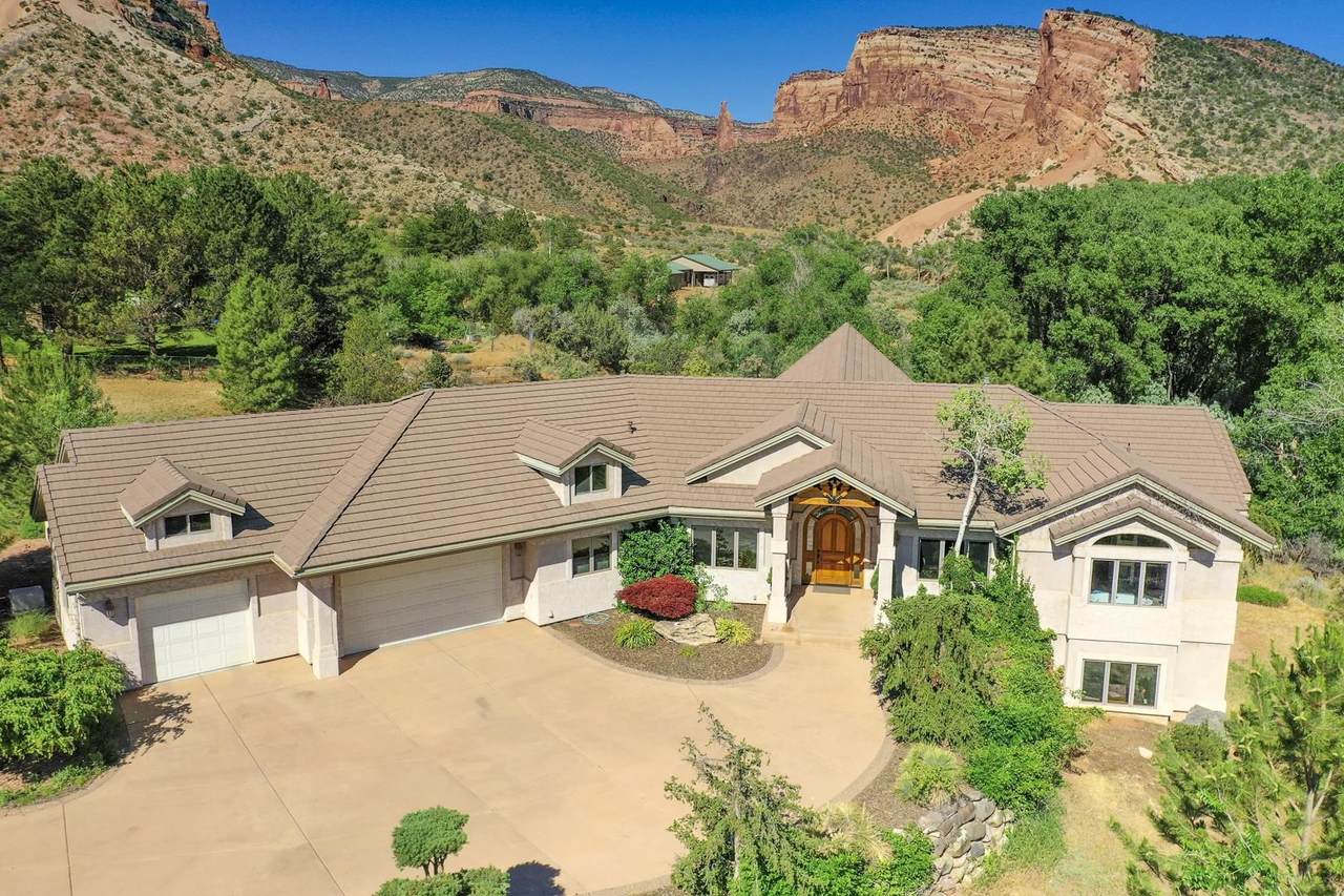 658 Kayenta Drive - Photo 1