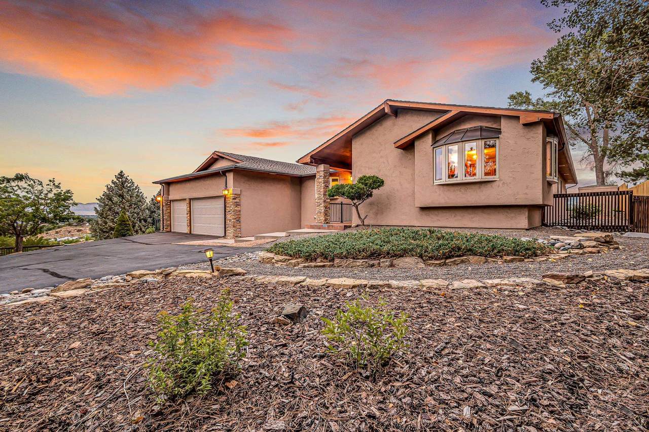 382 1/2 Cliff Rosa Court - Photo 1