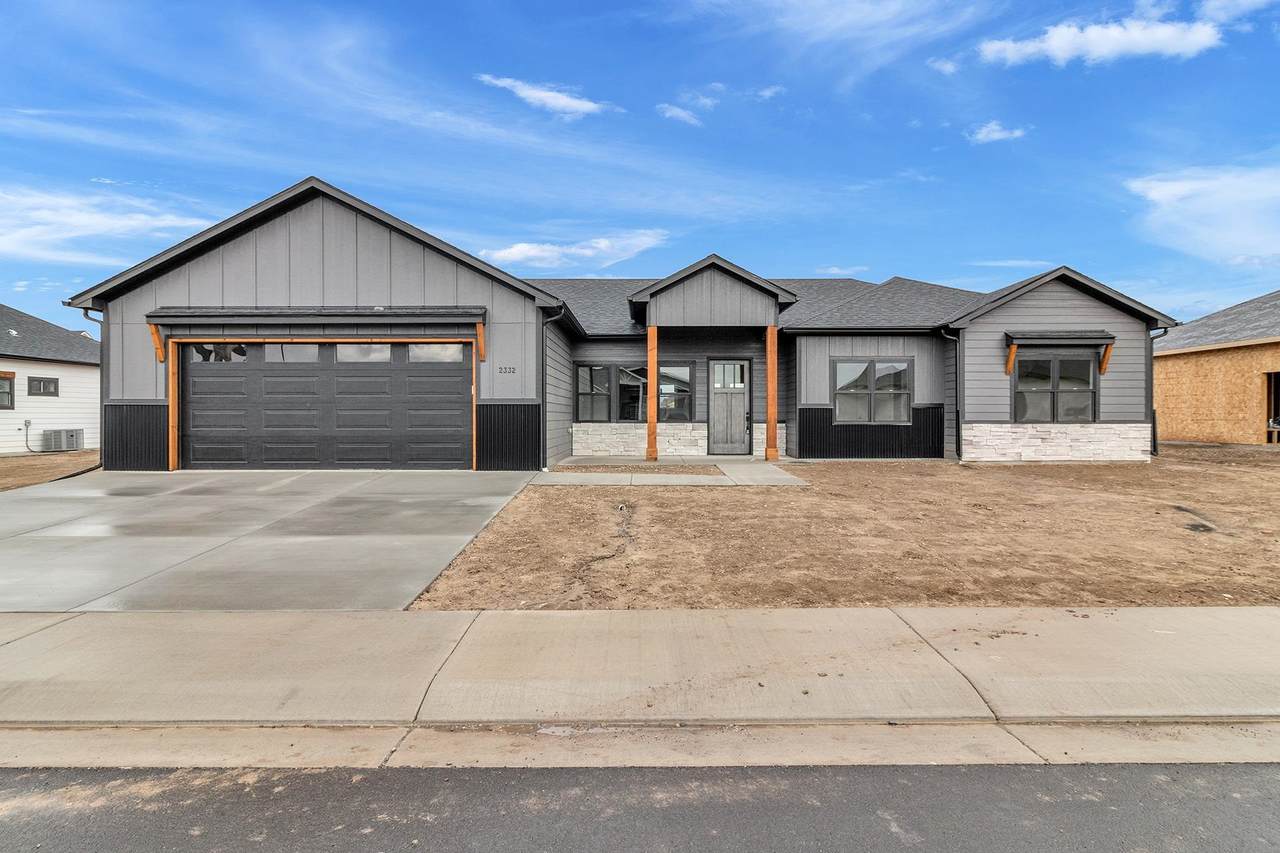2332 Broken Spur Avenue - Photo 1