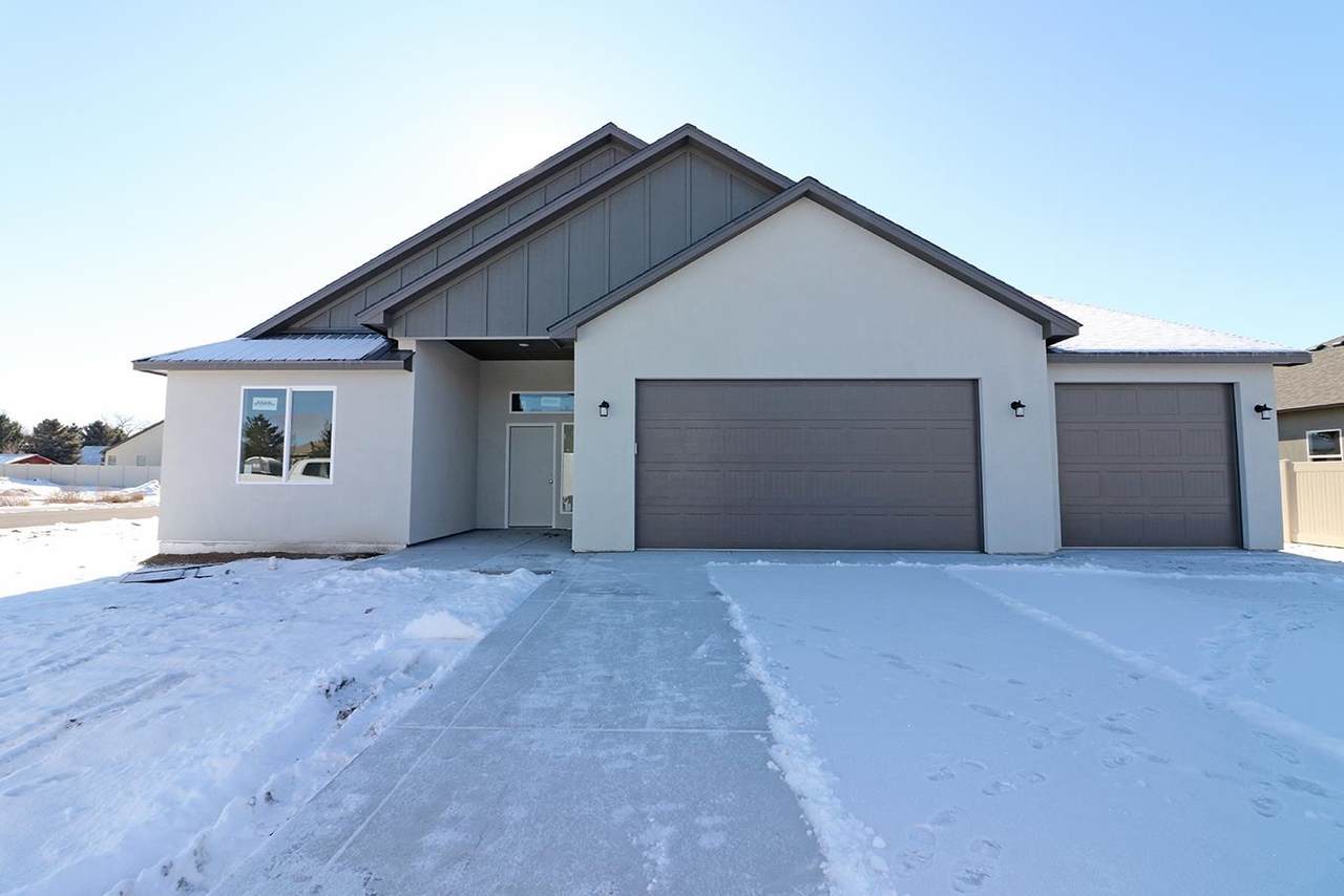1474 Bobcat Way - Photo 1