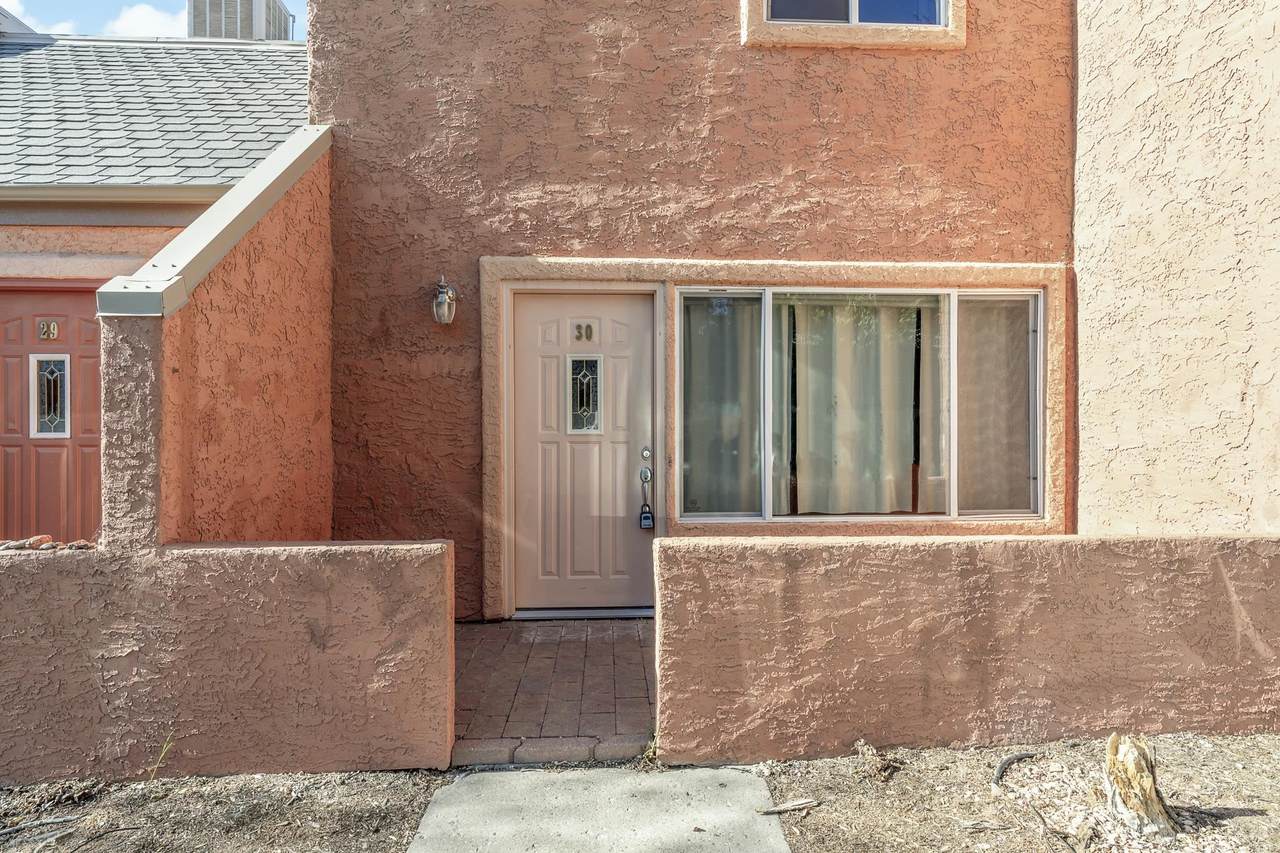 950 Northern Way - Photo 1